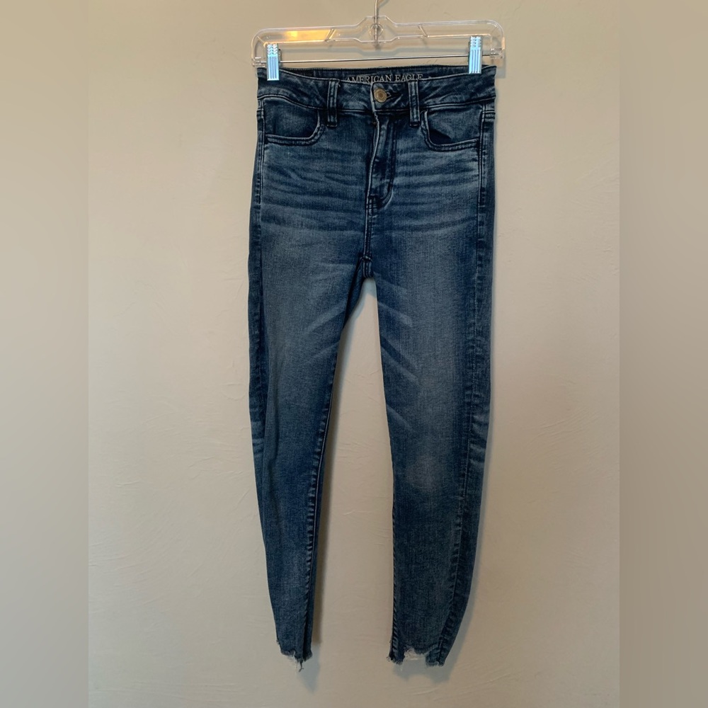 American Eagle dark wash skinny jeans